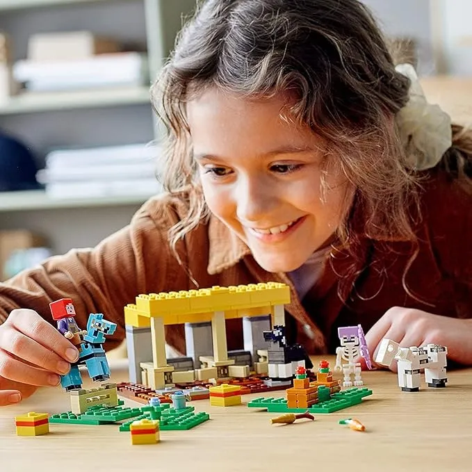 LEGO Minecraft El establo de los caballos-2_webp