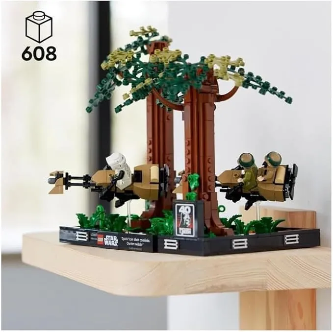 LEGO Star Wars Endor Speeder Chase Diorama-1_webp