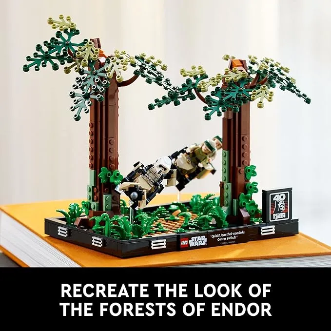 LEGO Star Wars Endor Speeder Chase Diorama-5_webp
