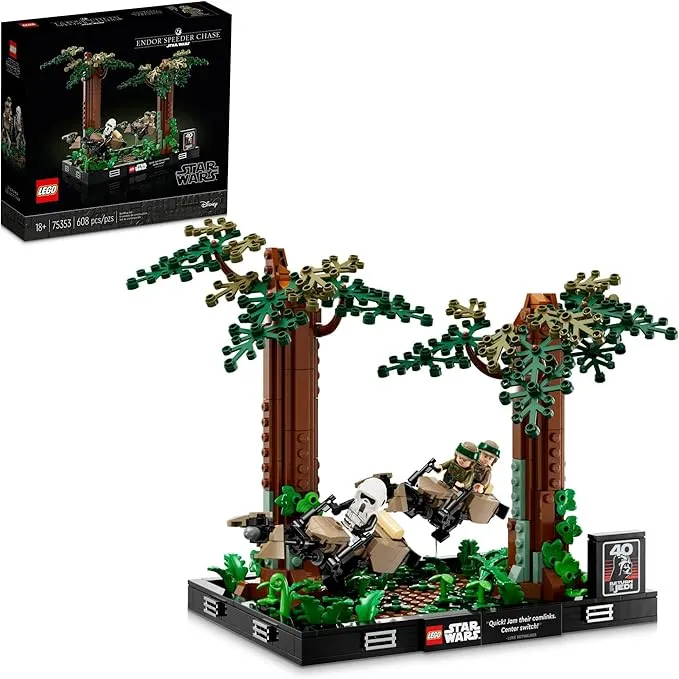LEGO Star Wars Endor Speeder Chase Diorama_webp