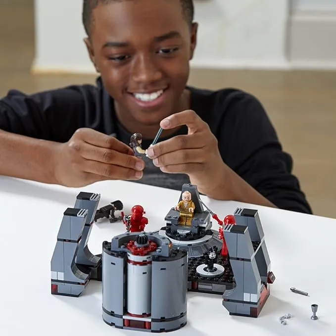 LEGO Star Wars Snoke's Throne-1_webp